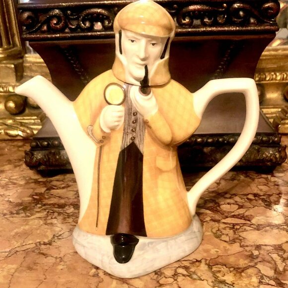 NWT JAMES SADLER England Collectible Sherlock Holmes Teapot w Lid Figurine - Picture 2 of 5